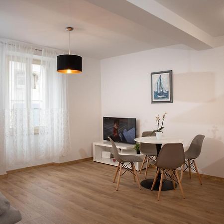 Apartments And Rooms Luan Rovinj Luaran gambar