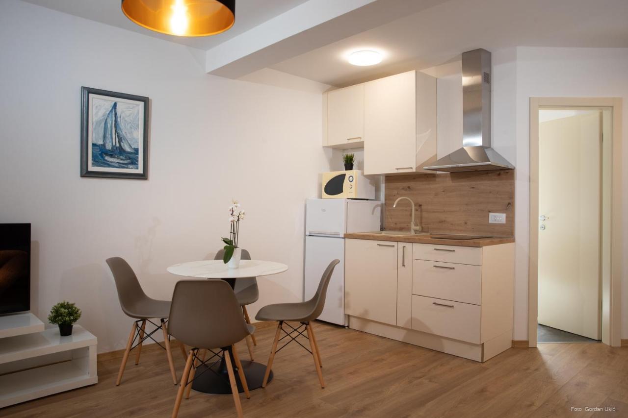 Apartments And Rooms Luan Rovinj Luaran gambar
