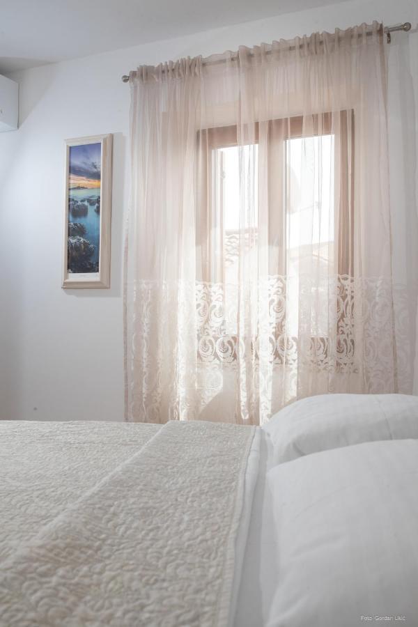 Apartments And Rooms Luan Rovinj Luaran gambar